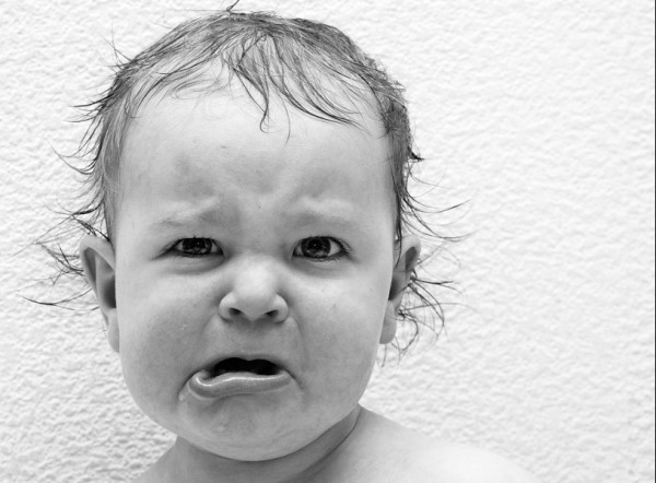 unhappy_baby_gagilas